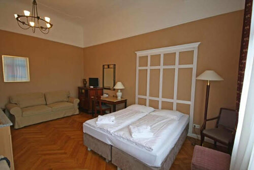 Hotel Maison am Adenauerplatz, Rezervați Hotel Charlottenburg Berlin