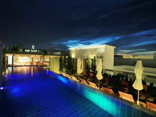 The Sea Patong, Забронировать Отель Карон Бич Пхукет