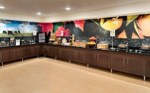 Fairfield Inn Minneapolis Bloomington/Mall of America, Book Hotel Hoteller i Bloomington med pool, Swimmingpool