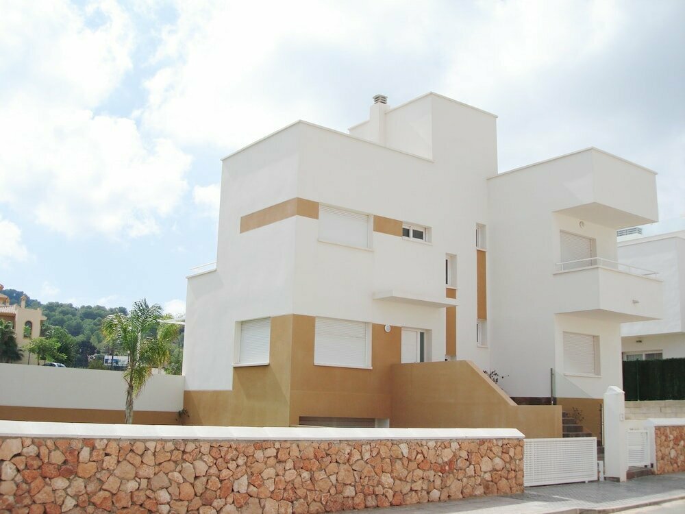Montemares Golf Luxury Villas & Apartments at La Manga Club