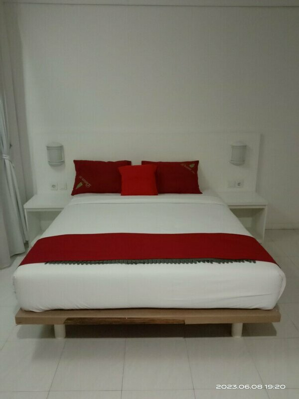 Poppies Senggigi Hostel