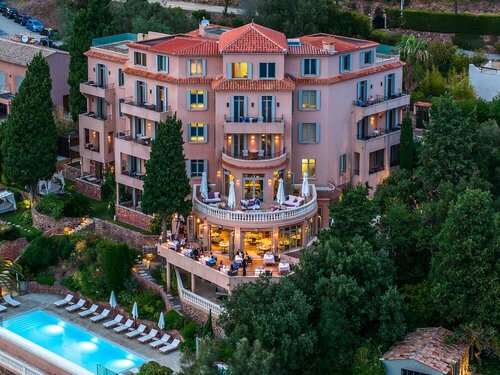 Tiara Yaktsa Côte d'Azur, Забронировать Отель Отели Приморских Альпы с парковкой, Парковка