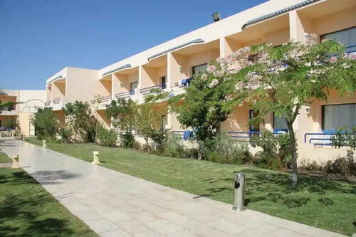 Cataract Resort & Aqua Park Naama Bay, Забронировать Курортный отель Шарм-эш-Шейх Южный Синай, рядом с Space Sharm