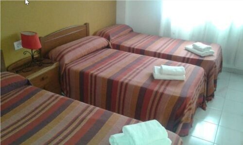 Hostal Neus, Забронировать Хостел Алькала-де-Чиверт Castellon Province