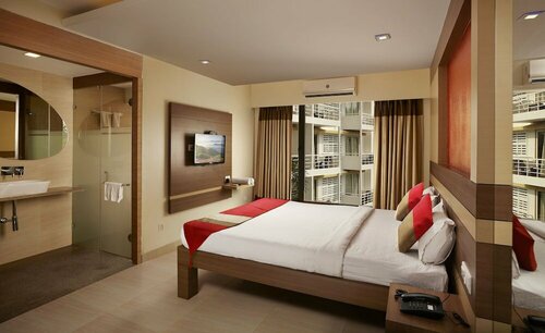 Red Fox Hotel, Morjim, Goa, Забронировать Отель Морджим Северный Гоа