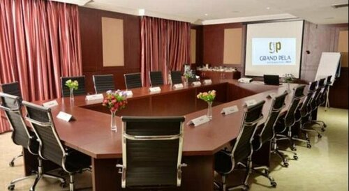 Grand Pela Hotels & Suites, Забронировать Отель Абуджа Bwari
