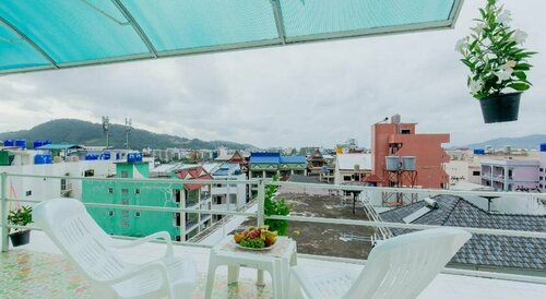 Bella Tropicana Hotel and Guesthouse, Забронировать Отель Отели Карон Бича с парковкой, Парковка