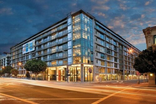 Tripbz Mello Lofts, Забронировать Апартаменты/квартира Отели Большого Лос-Анджелеса с парковкой, Парковка