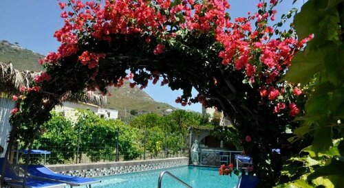 Hotel Casa Giuseppina, Забронировать Отель Сант-Анджело остров Искья