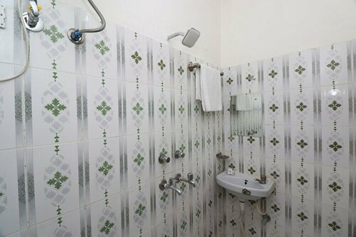 Grandstay by Oyo Rooms, Book Hotel Uttarakhand Delhi
