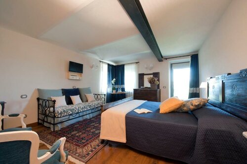 Azienda Agricola Rivella Silvia, Prenota Hotel Cuneo Mondole Ski