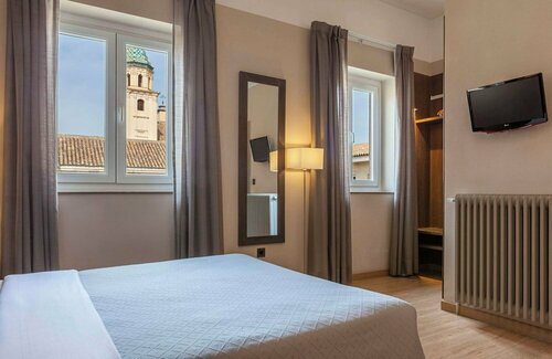 Hotel Macià Monasterio de los Basilios, Забронировать Отель Жениль Гранада