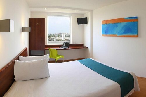 One Xalapa Las Animas, Book Hotel Hoteller i Veracruz med parkering, Parkering