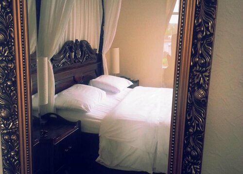 The Bank House Hotel, Забронировать Отель Юттоксетер Стаффордшир