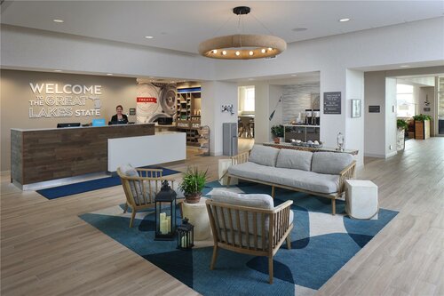 Hampton Inn & Suites Manistee Waterfront, Boek Hotel Manistee Michigan
