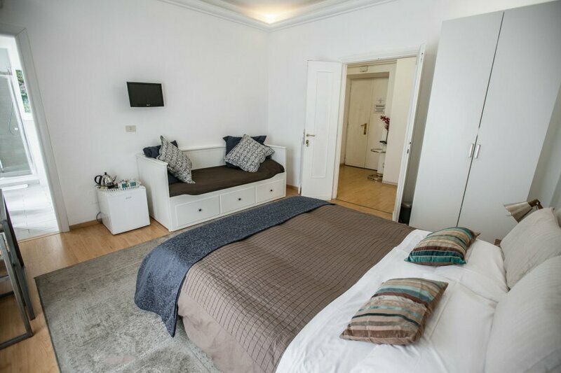 Rooms In Rome