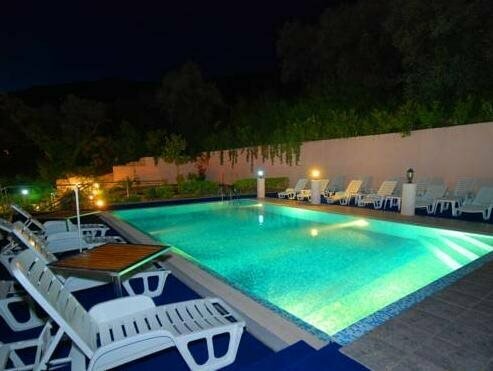 Hotel Magnolija, Забронировать Отель Отели Бечичи 3 звезды, 3*