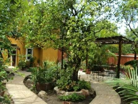 Casa Tia Micha, Забронировать Отель Вальядолид 