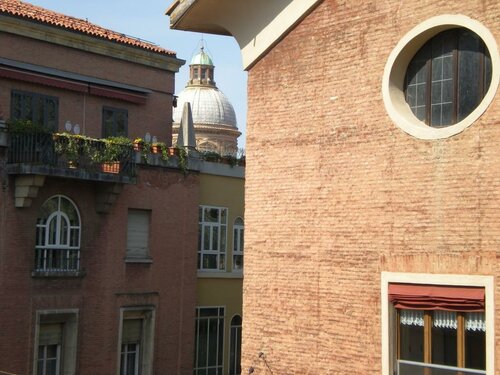 Bologna Old Town, Забронировать Отель Болонья провинция Болонья, рядом с Сады Маргариты