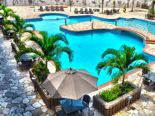 Mensvic Grand Hotel, Забронировать Отель Ист-Легон Greater Accra