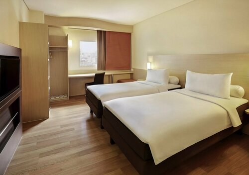 Ibis Jakarta Harmoni, Buchen Sie Hotel Gambir Jakarta, in der Nähe von National Archives Building