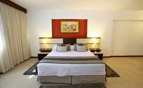 Mondrian Suite Hotel, Забронировать Отель Отели Сан-Жозе-дус-Кампуса с завтраком, Завтраки