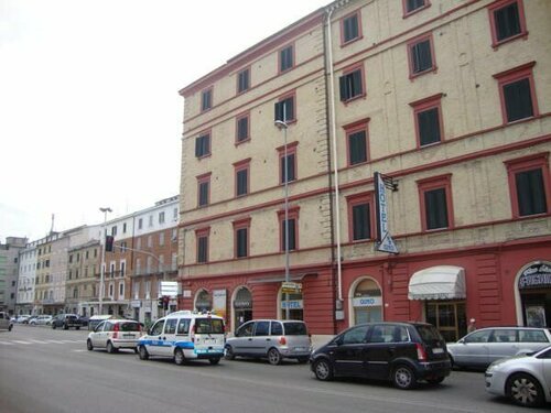 Albergo Gino, Rezerwuj Hotel Hotele w Romagna z parkingiem, Parking