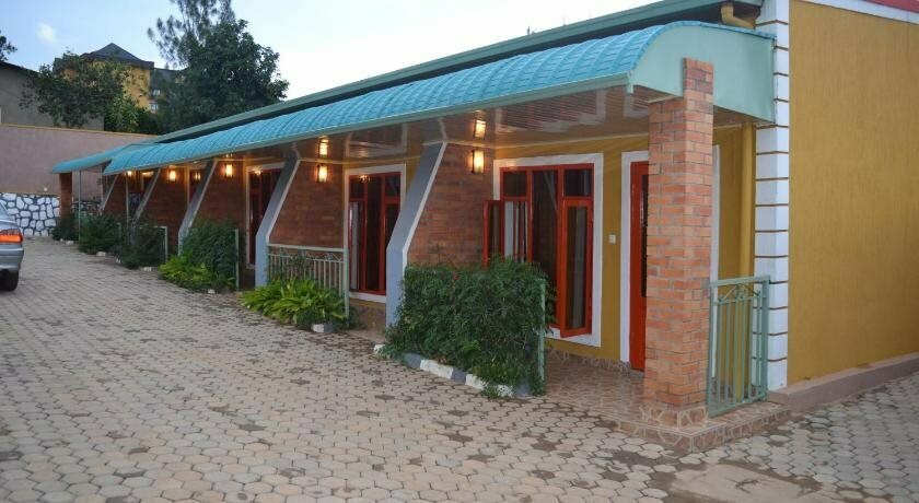 Wailers Lodge