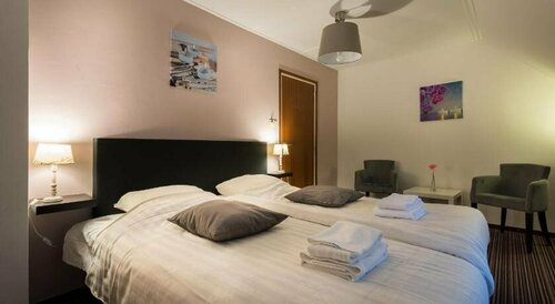 Hotel Eperland, Забронировать Отель Эпен 