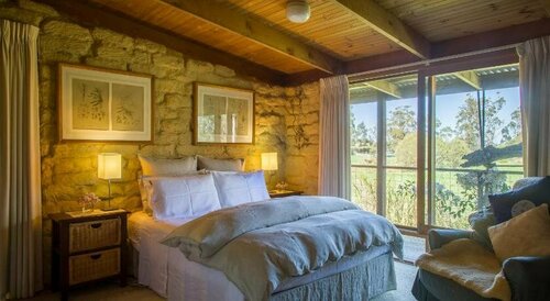 The Burrow at Wombat Bend, Buchen Sie Hotel Dixons Creek Yarra Riverfront