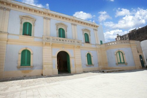 Palazzo Laura, Забронировать Отель Отели в центре Морчано-ди-Леука, в центре
