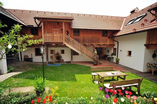 Vitalhof Roithinger, Book Hotel Hotels in Upper Austria with a Pool, Swimming Pool