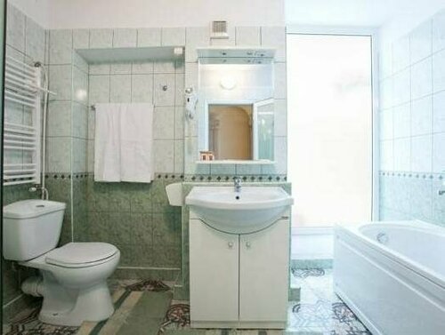 Централь, Забронировать Отель Отели Burgas Coast 3 звезды, 3*