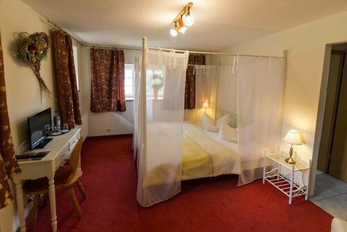 Romantik Hotel Zum Lindengarten, Rezervați Hotel Jonsdorf 