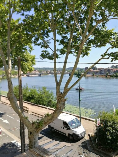 Le Petit Nice, Book Hotel Hoteller i Rhône-Alps med parkering, Parkering