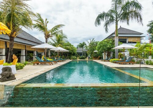 Kelapa Lovina Beach Villas, Rezerwuj Hotel Hotele w Lovina z Basenem, Basen