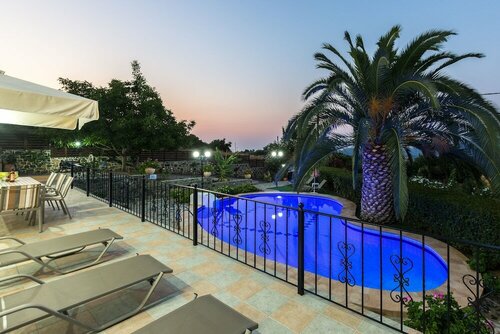 Villa Kamelia, Забронировать Апартаменты/квартира Melissourgákion Центральный Крит
