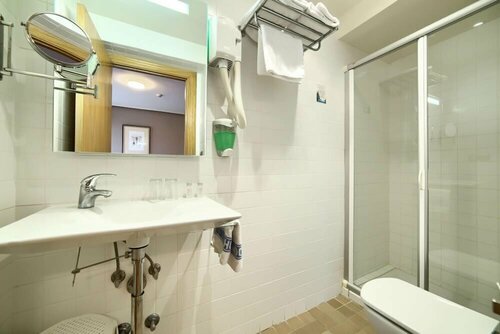 Izar Ondo Hotel Jatetxea, Prenota Hotel Arbizu Navarra