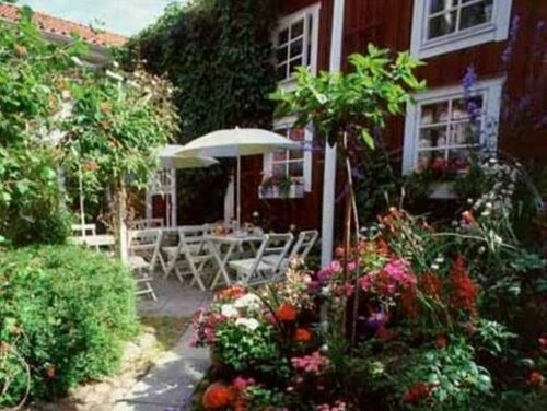 Garvaregården Hotel , B&B och Café, Prenota Bed & breakfast Askersund 