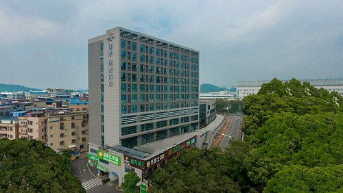Relax Life Hotel Guangzhou Science City, Забронировать Отель Отели Гуанчжоу с парковкой, Парковка
