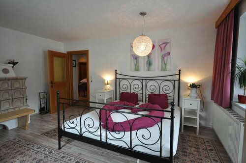 Haus Alpenglück, Забронировать Отель Бизнес-отели Тироля, 4* 5*