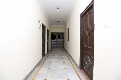 OYO 19184 Hotel Dolphin, Book Hotel Rāiwāla Uttarakhand