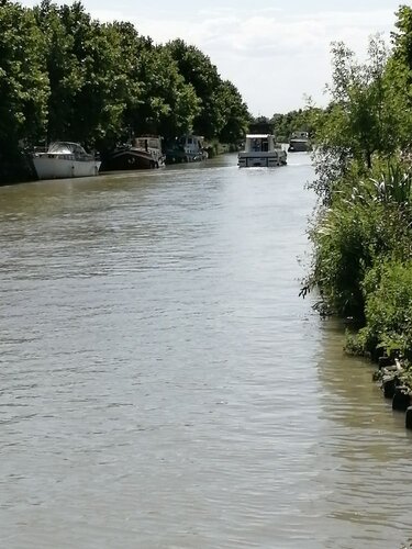 Maison du Canal, Book Bed and Breakfast Hoteller i Canal du Midi med parkering, Parkering