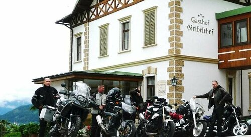 Hotel Gasthof Gribelehof, Забронировать Отель Отели Тироля с парковкой, Парковка