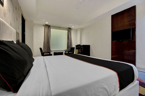 Collection O 135 Hotel Broadway, Забронировать Отель Отели Джайпура с бассейном, рядом с Торговый центр Pink Square Mall, Бассейн