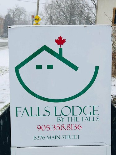 Falls Lodge by the Falls, Забронировать Мини-отель Ниагара Фолс Буффало