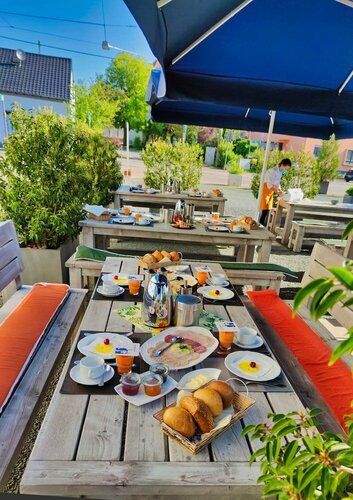 Hotel Maurer, Забронировать Отель Саарвеллинген 
