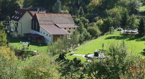 Gasthof zum grünen Baum, Забронировать Отель Бойтценбург 