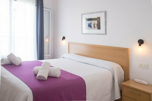 Hotel Geminis, Забронировать Отель Сьюдадела Менорка
