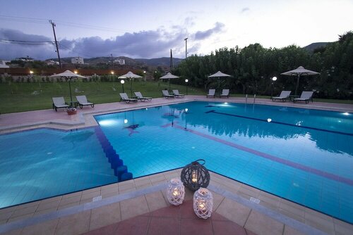Hotel Peli, Забронировать Отель Отели Кисамоса с парковкой, Парковка